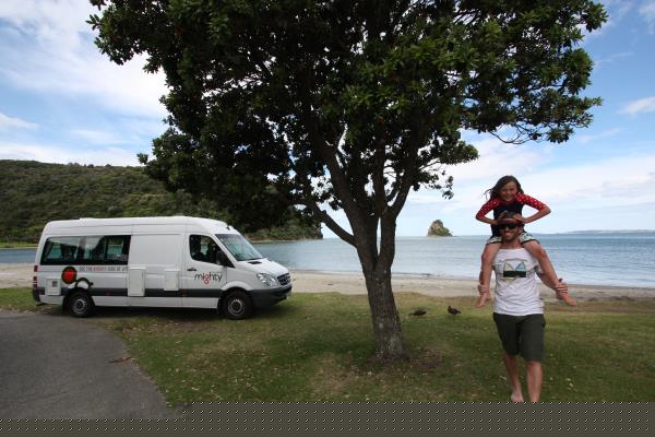 Mighty Deuce camper Australie